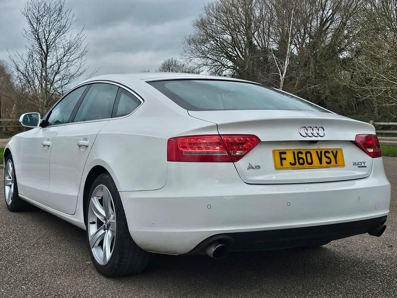 Begagnad Audi A5 2026 Vit Sedan