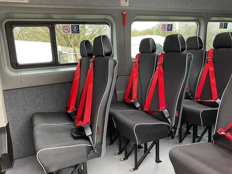 Used Peugeot Boxer 130 HP (95 kW) 2019 Blue Van