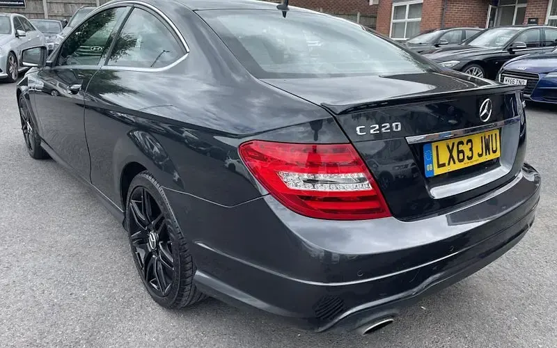 Used Mercedes C220 AMG 170 HP (125 kW) 2012 Black Coupe