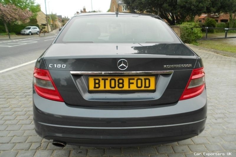 Used Mercedes C180 Sport 156 HP (114 kW) 2008 White Sedan