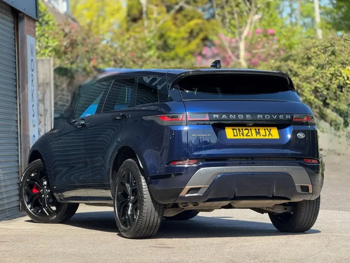 Używany Land Rover Range Rover evoque SE Dynamic 2021 Niebieski SUV