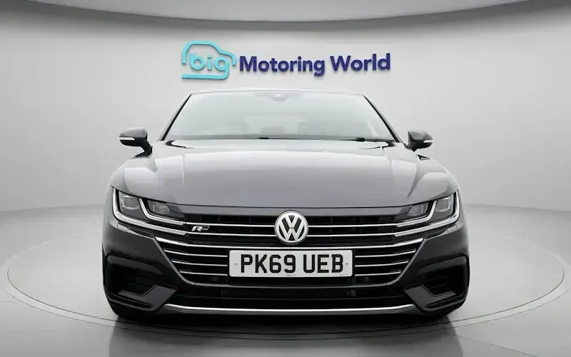 Used VW Arteon R-line 272 HP (200 kW) 2019 Hatchback