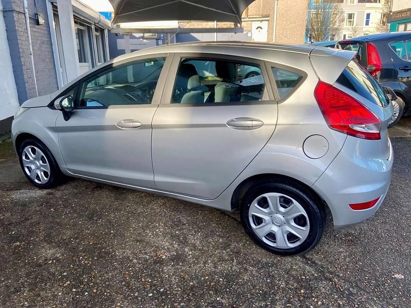 Used Ford Fiesta 2011 Silver Hatchback