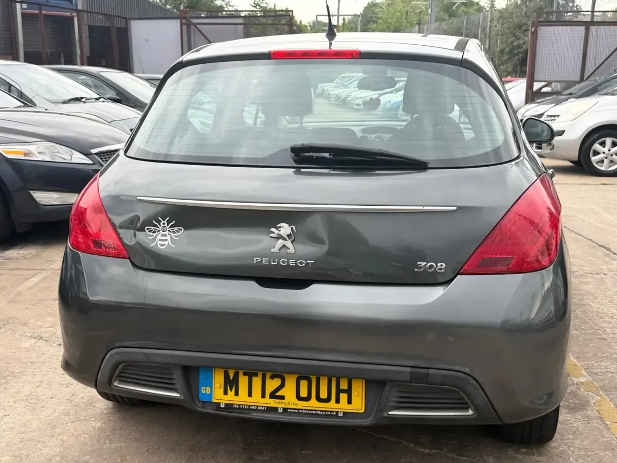 Gebraucht Peugeot 308 Active 2012 Grau Kleinwagen