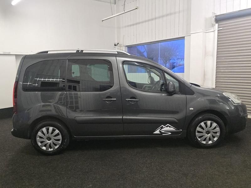Used Citroën Berlingo 2017 Grey MPV