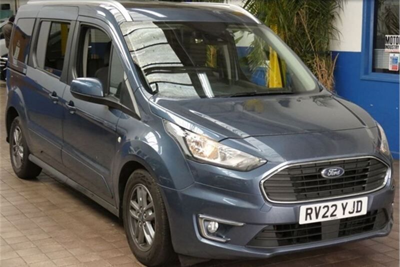 Blue Used 2022 Ford Grand Tourneo Connect Titanium MPV | £18,995 (Fair price) - Image 1/3