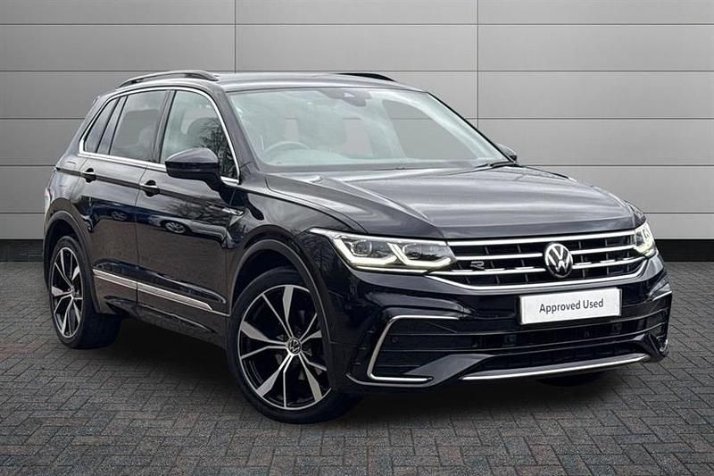 Used VW Tiguan R-line 150 HP (110 kW) 2022 Black SUV