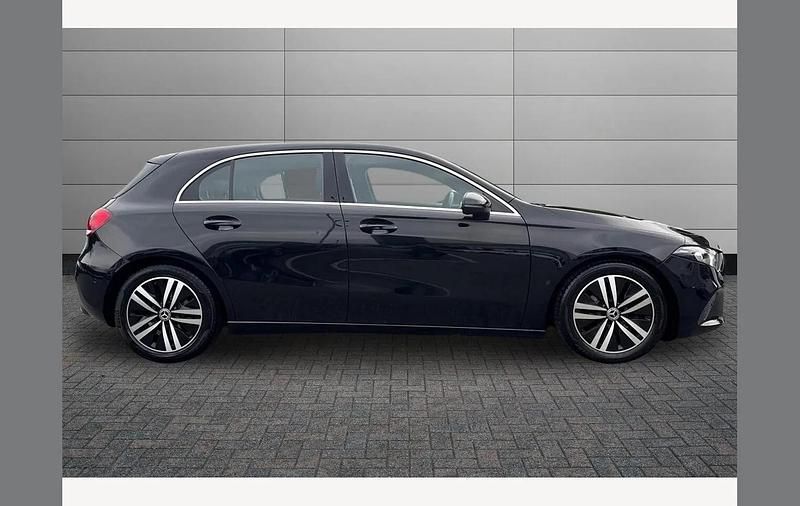 Used Mercedes A180 Executive 136 HP (100 kW) 2021 Black Hatchback