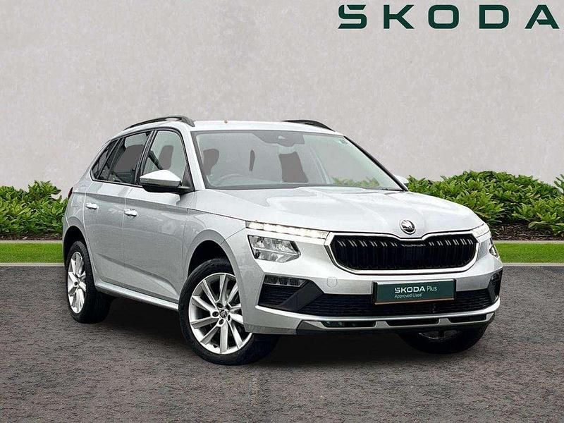 Brilliant silver metallic Used 2024 Skoda Kamiq SE SUV | £15,495 (Good price) - Image 1/4