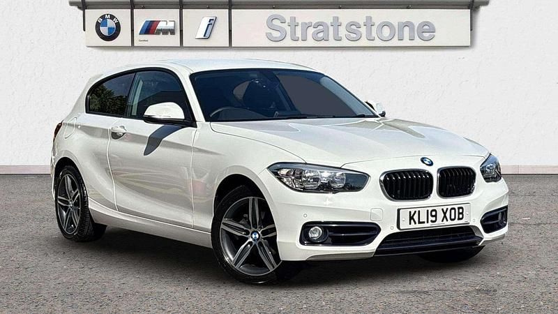 White Used 2019 BMW 118 Sport Line Hatchback | £13,395 (Fair price) - Image 1/3