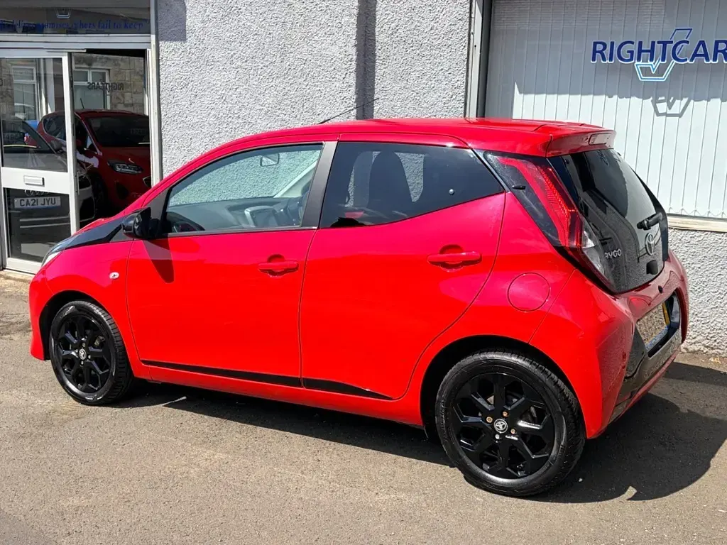 Used Toyota Aygo Trend 2019 Red Hatchback