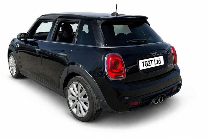 Used Mini Cooper S Hatch 170 HP (125 kW) 2016 Black Hatchback