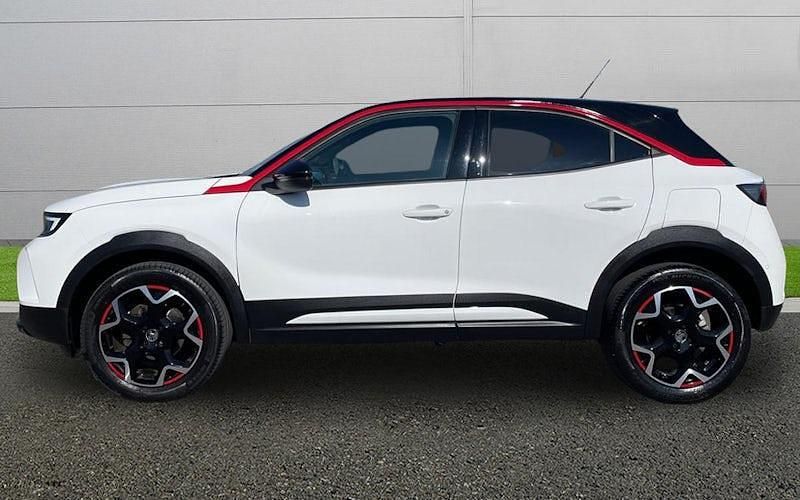 Used Vauxhall Mokka GS Line 101 HP (74 kW) 2022 White SUV