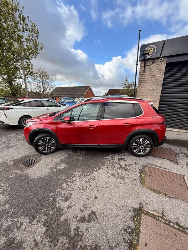 Used Peugeot 2008 Allure 2017 Red SUV