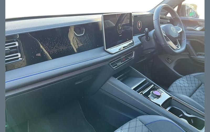 Used VW Tiguan R-line 204 HP (150 kW) 2025 Silver SUV