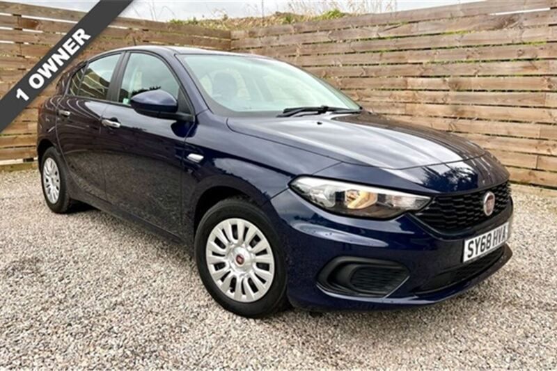 Blue Used 2019 Fiat Tipo Easy Hatchback | £4,995 (Good price) - Image 1/2