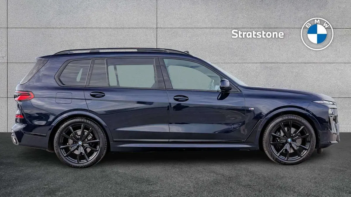 Used BMW X7 M Sport 352 HP (258 kW) 2022 Black SUV