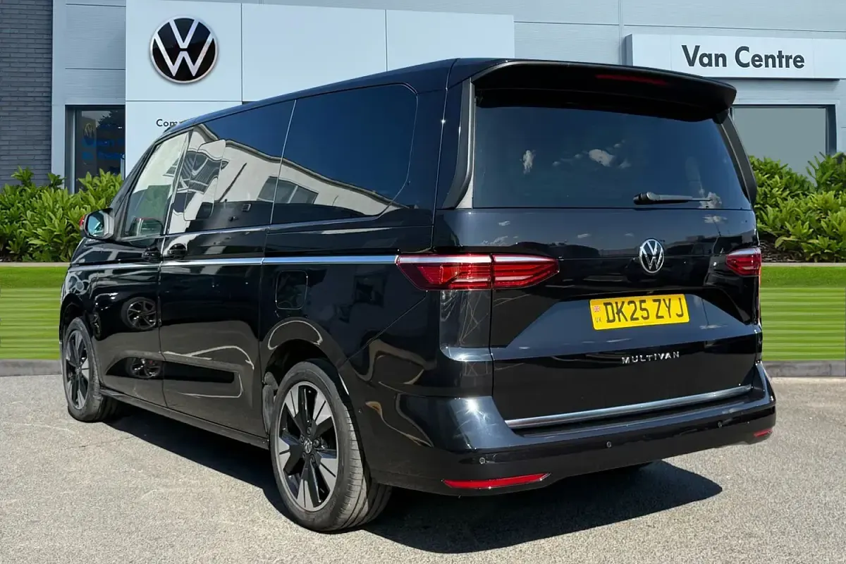 Used VW Multivan Style 150 HP (110 kW) 2025 Black MPV