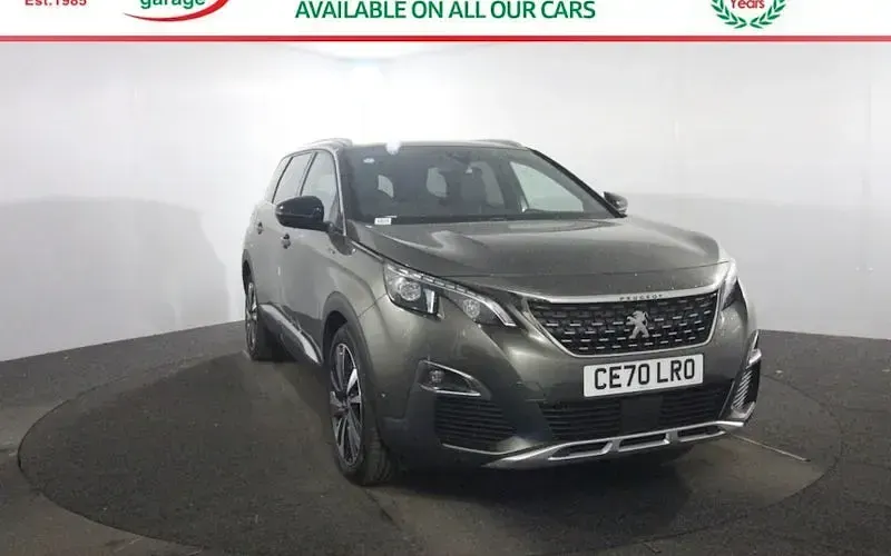Käytetty Peugeot 5008 Premium 131 HP (96 kW) 2020 Katumaasturi