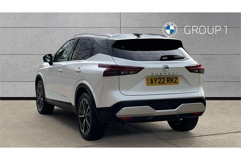 Used Nissan Qashqai Tekna 158 HP (116 kW) 2022 White SUV