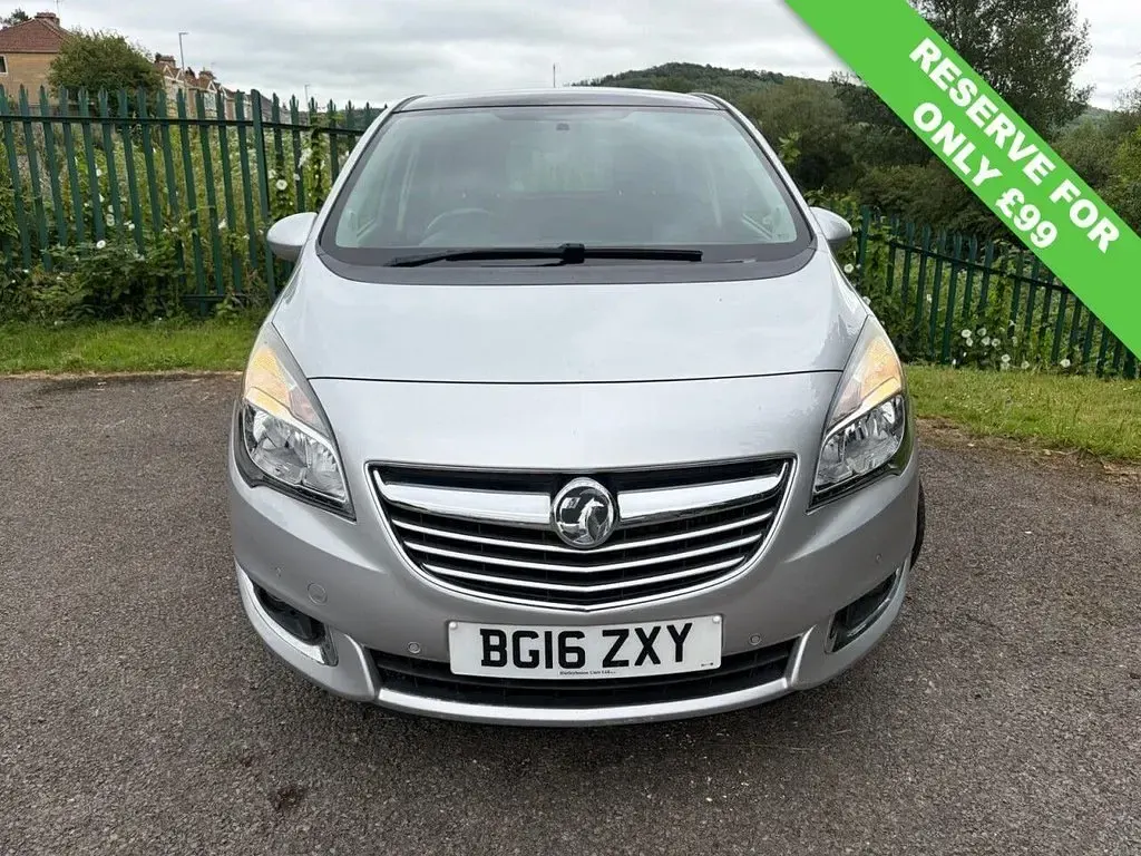 Used Vauxhall Meriva 120 HP (88 kW) 2016 Silver MPV
