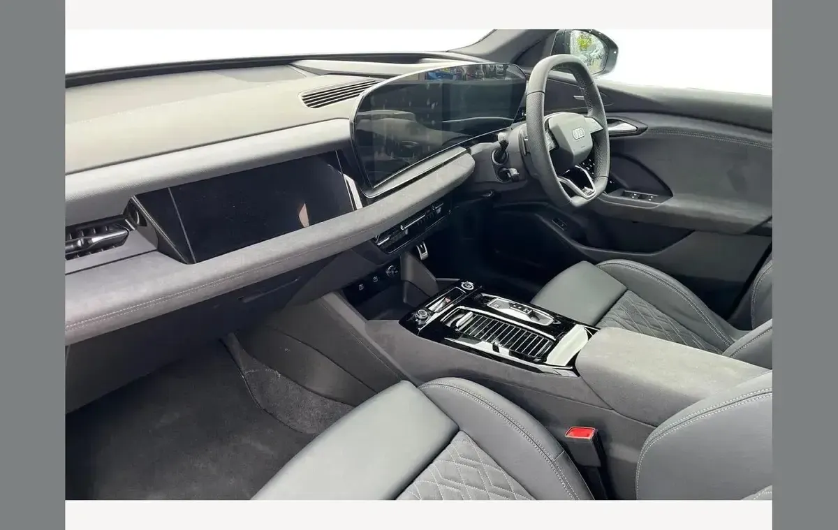 Used Audi Q6 e-tron Performance 225 kW (306 HP) 2026 Blue SUV
