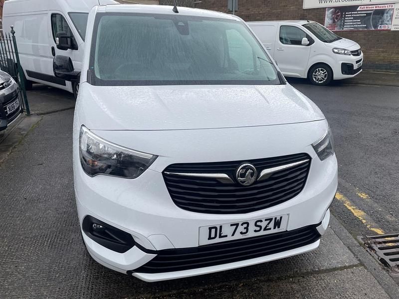 Used Vauxhall Combo 2023 White Van