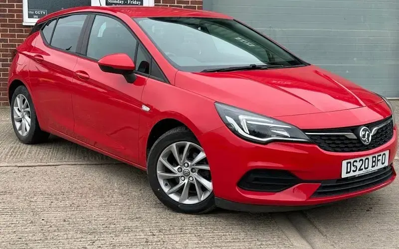 Second-hand Vauxhall Astra Business Edition 131 CP (96 kW) 2021 Hatchback