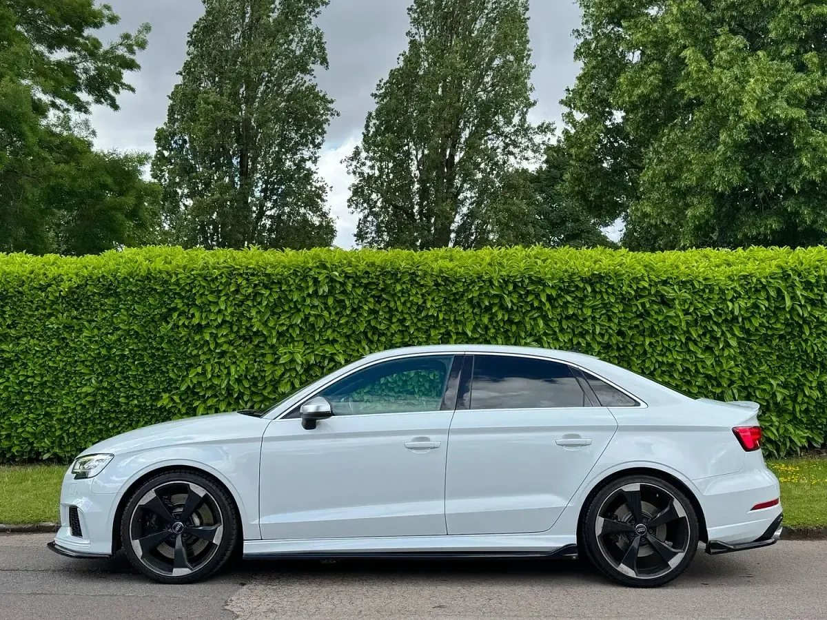 Used Audi RS3 Premium 400 HP (294 kW) 2019 White Sedan