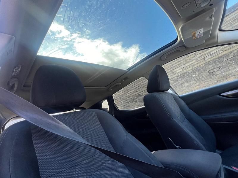 Used Nissan Qashqai N-Connecta 2016 Black SUV