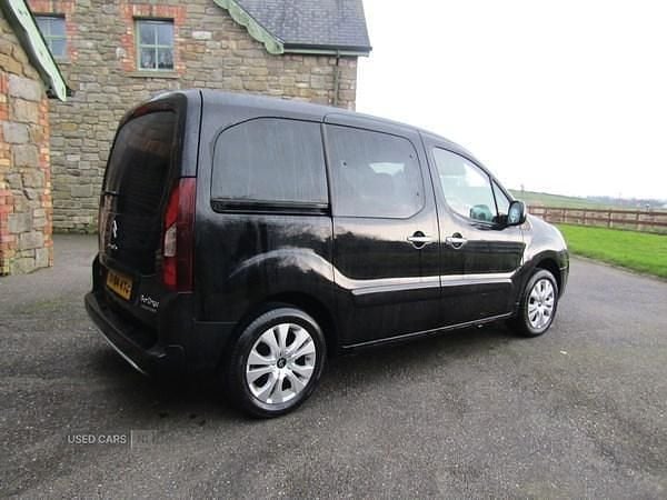 Used Citroën Berlingo 90 HP (66 kW) 2014 Black MPV
