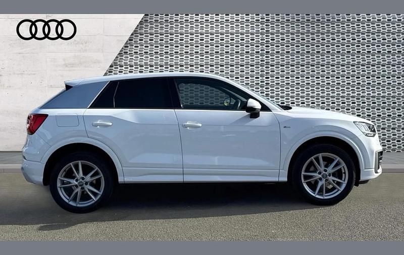 Used Audi Q2 S-Line 190 HP (139 kW) 2019 Ibis white  SUV