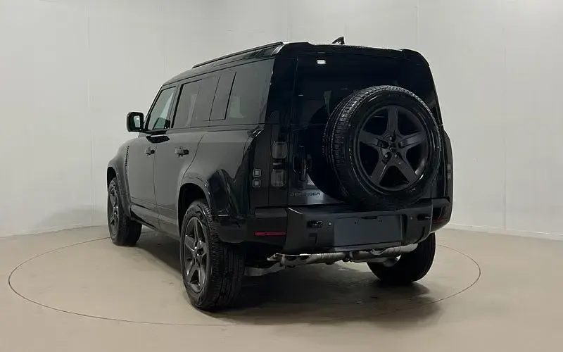 New Land Rover Defender SE Dynamic 249 HP (183 kW) 2025 SUV