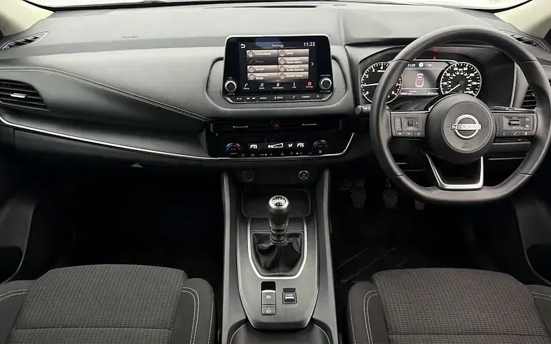 Used Nissan Qashqai Acenta Premium 140 HP (102 kW) 2023 Grey SUV