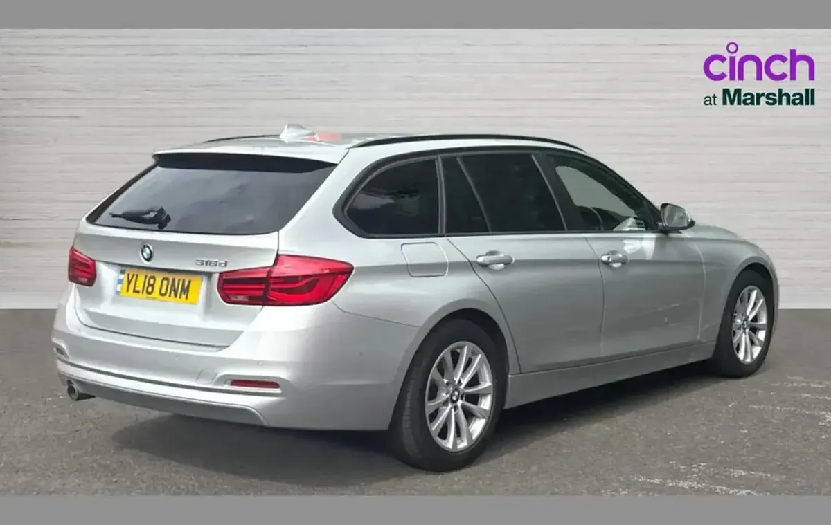 Used BMW 318 Comfort Edition 150 HP (110 kW) 2018 Silver Estate