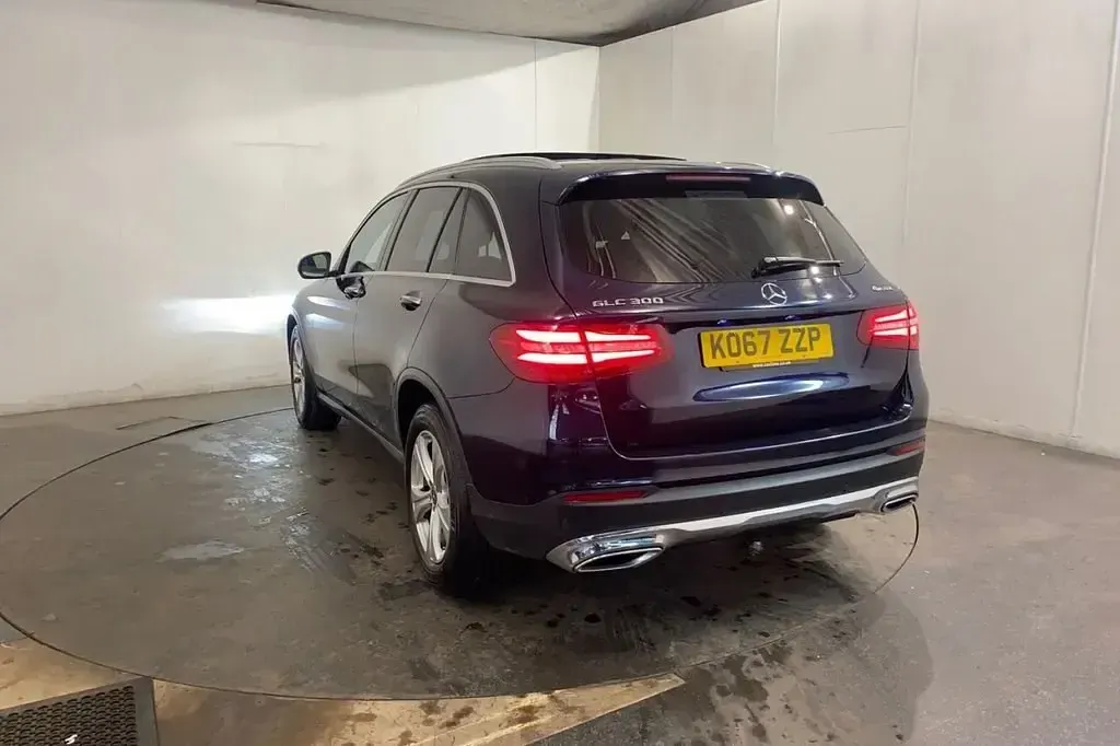 Begagnad Mercedes GLC220 Premium Plus 170 HK (125 kW) 2018 Blå Kombi