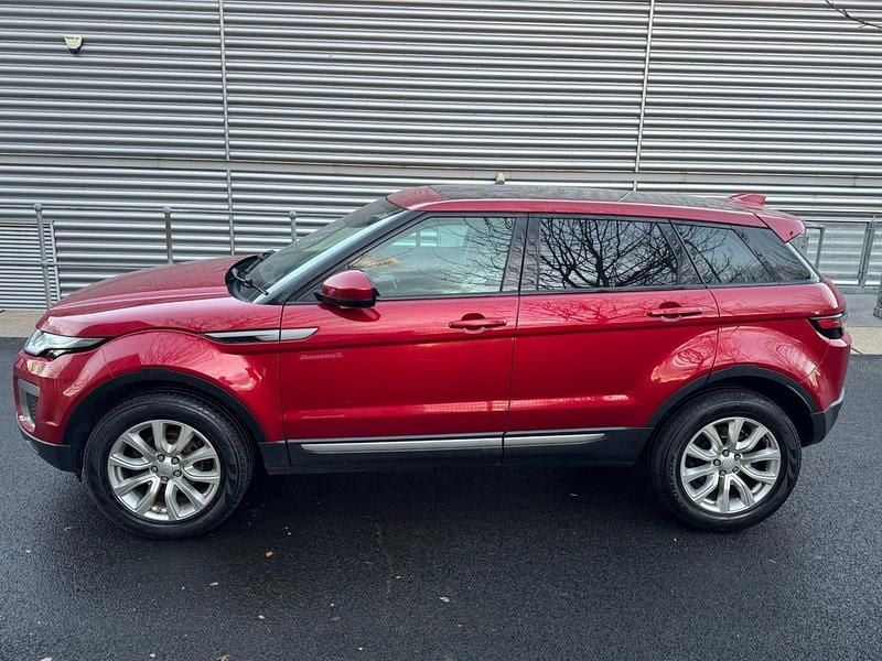 Used Land Rover Range Rover evoque SE 2015 Red Estate