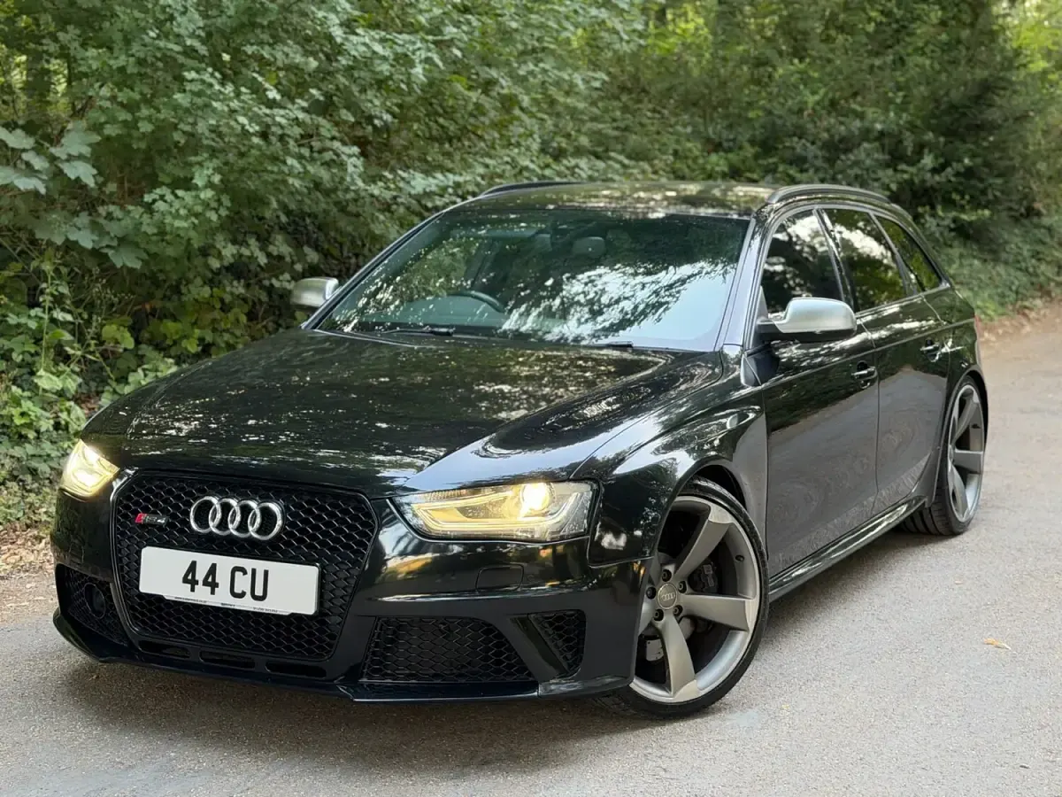 Used Audi RS4 Performance 450 HP (330 kW) 2014 Black Estate