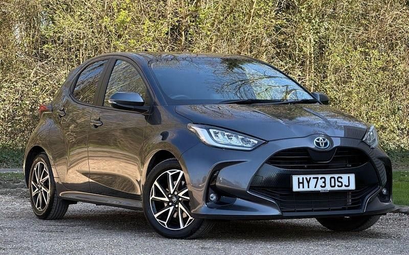 Used Toyota Yaris Hybrid Design 116 HP (85 kW) 2026 Hatchback