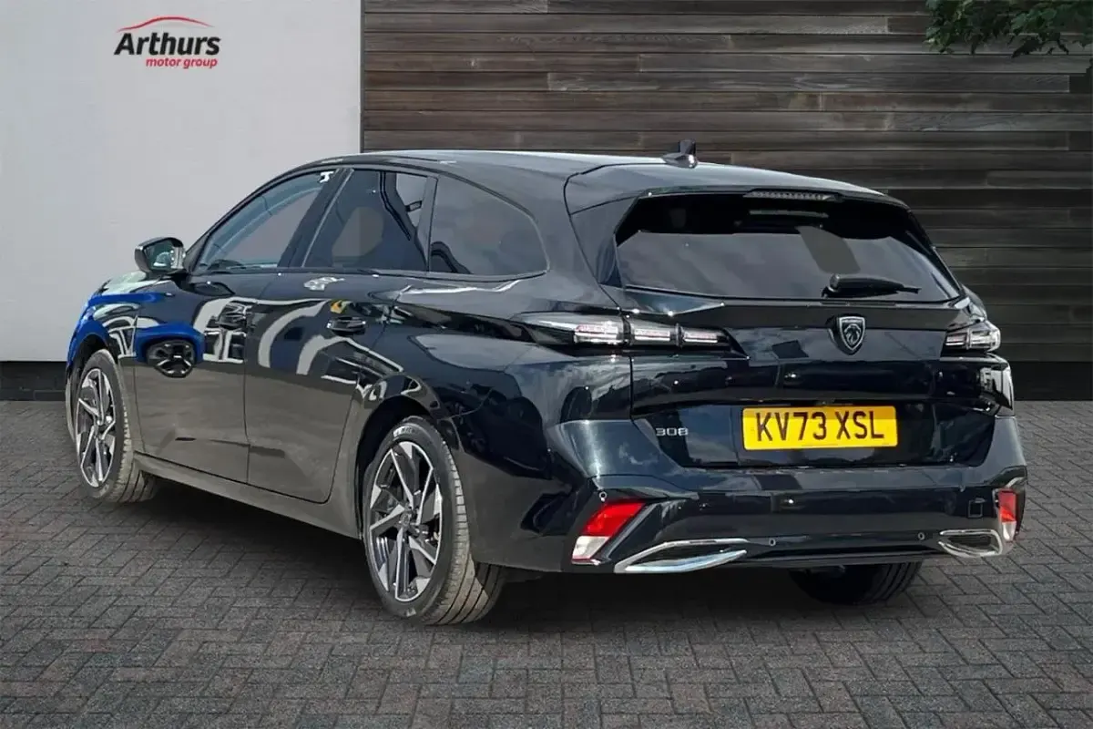 Used Peugeot 308 SW Allure Premium 129 HP (94 kW) 2023 Black Estate