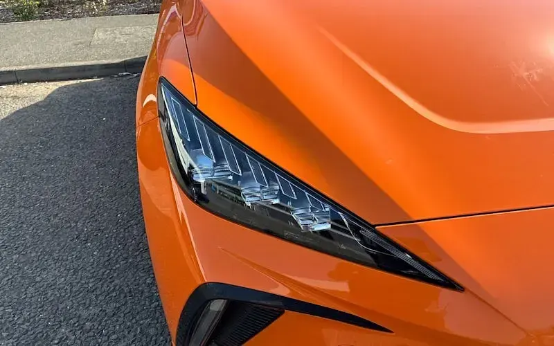 Used MG MG4 EV Trophy 150 kW (204 HP) 2023 Orange Hatchback