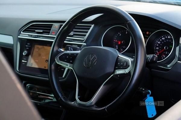 Used VW Tiguan Life 150 HP (110 kW) 2021 Grey SUV