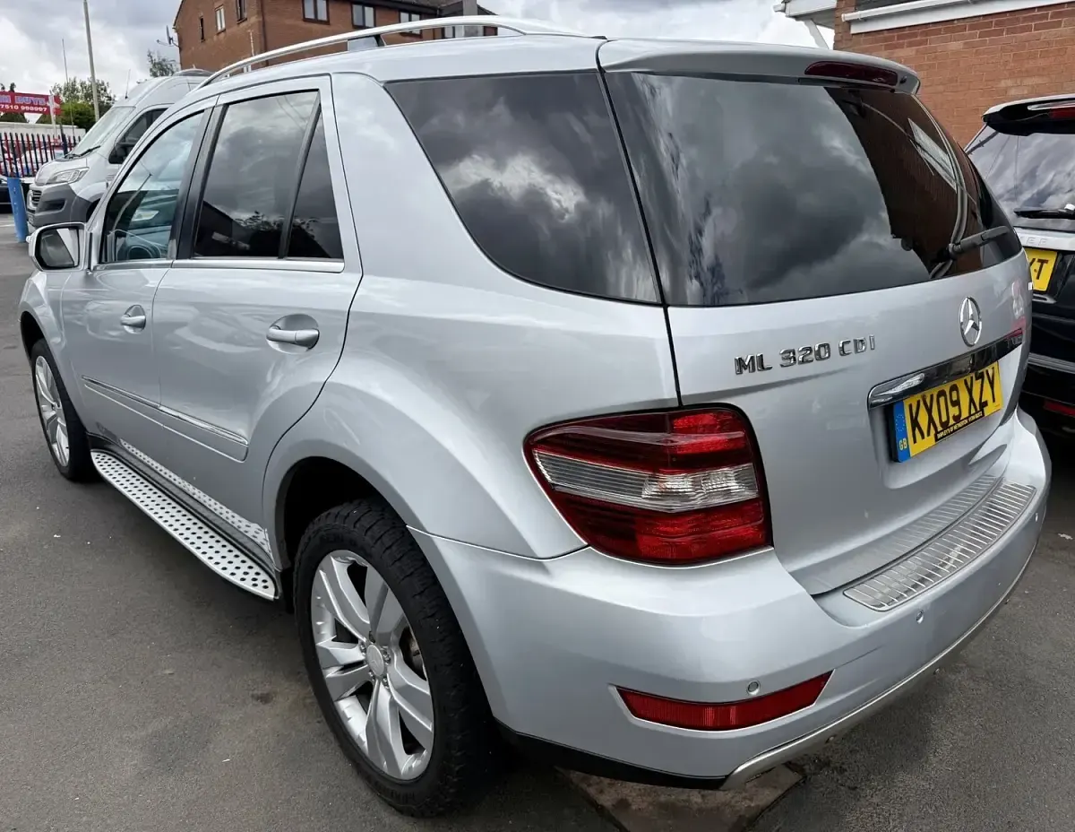 Used Mercedes ML320 2009 Silver SUV