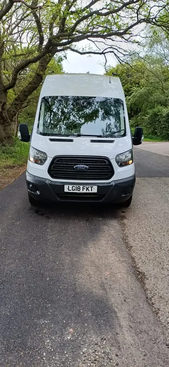 Usado Ford Transit 2018 Branco Monovolume