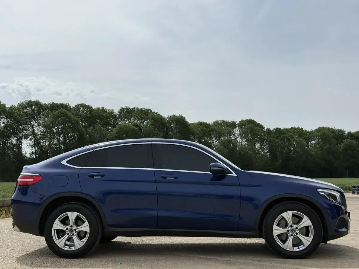 Used Mercedes GLC220 2019 Blue Coupe