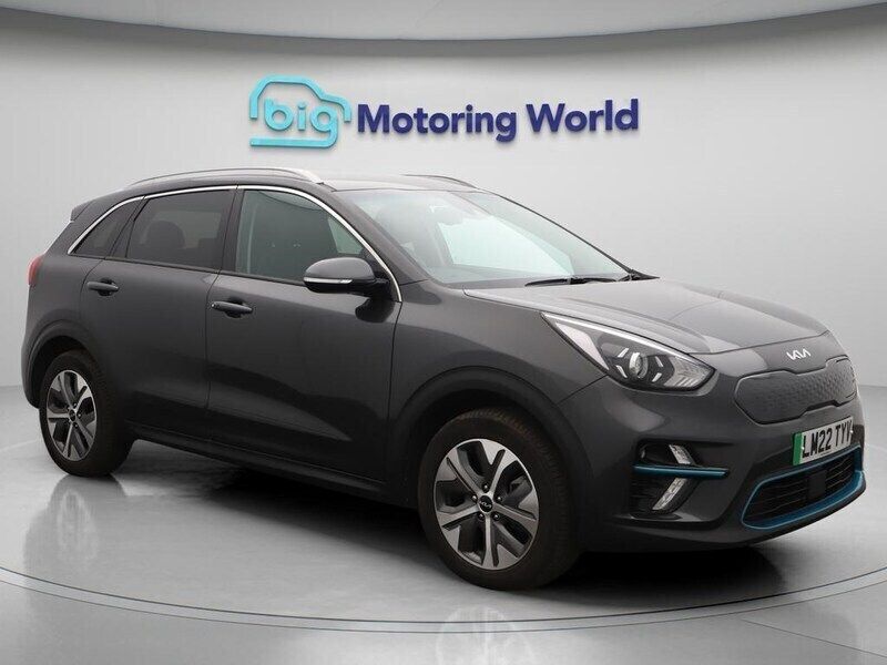 Grey Used 2022 Kia e-Niro 2 SUV | £12,300 (Super price) - Image 1/4