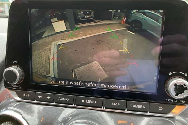 Image 3/4