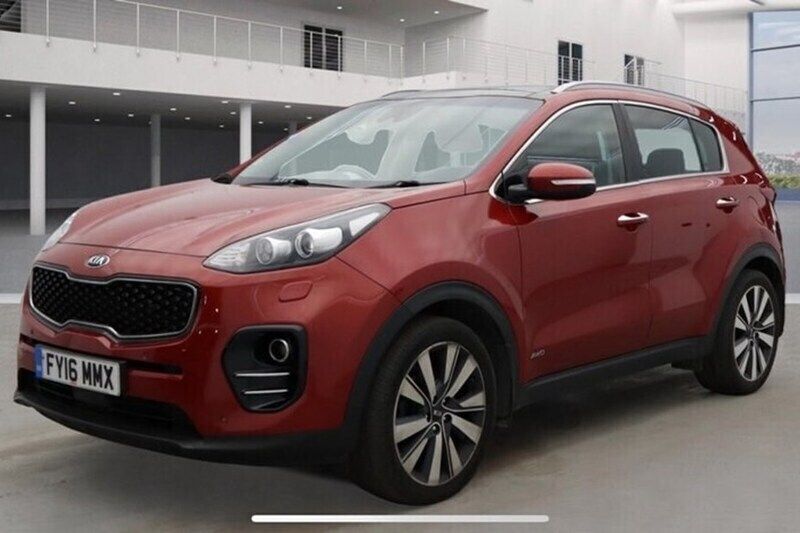 Red Used 2016 Kia Sportage 4 SUV | £8,495 (Super price) - Image 1/1