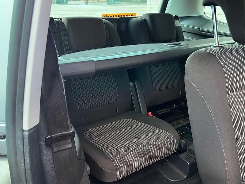 Used Seat Alhambra SE 2016 Silver MPV