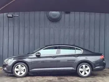 Used VW Passat SE 150 HP (110 kW) 2020 Grey Sedan